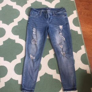 Maurice’s jeans MR great condition